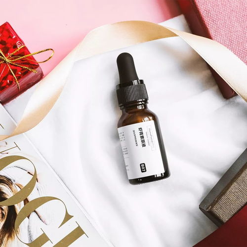 別瞧不起國(guó)貨了,這個(gè)小眾品牌推出的粉紅單品,顏值和效果讓你尖叫